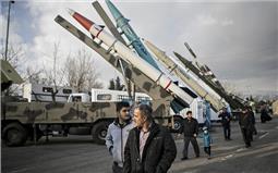 Cuộc cách mạng quân sự đang bùng nổ tại Iran